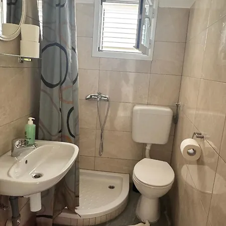 Seaside With A Swimming Pool Viganj, Peljesac - 260 דירה